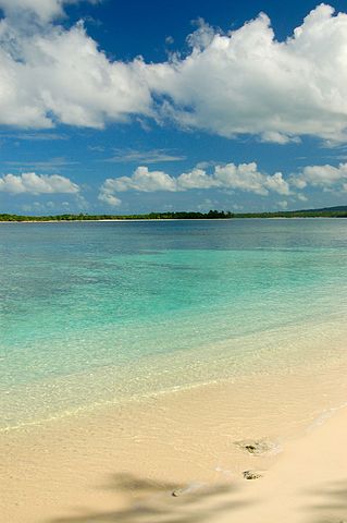 Eratap Beach, Vanuatu, 23 July 2011: Photograph by Niki Gango  courtesy of Wikipedia